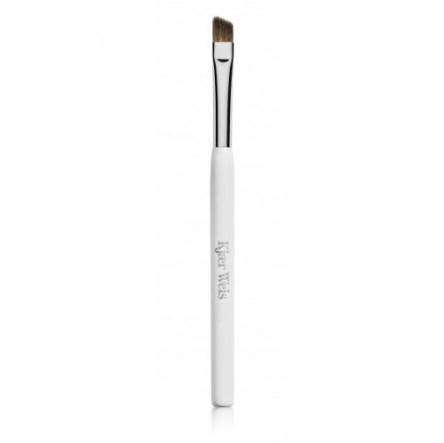 Eye Brush Angle | Angeschrägter Lidschattenpinsel